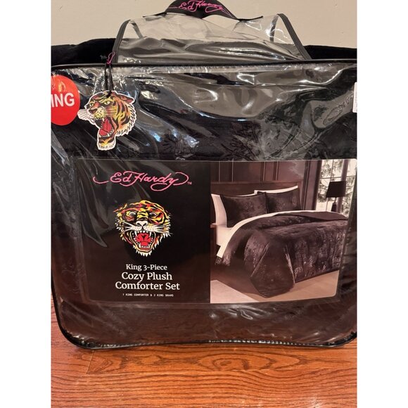 NWT Ed Hardy King 3 Piece Cozy Plush Comforter Set Black Viral - Picture 1 of 6